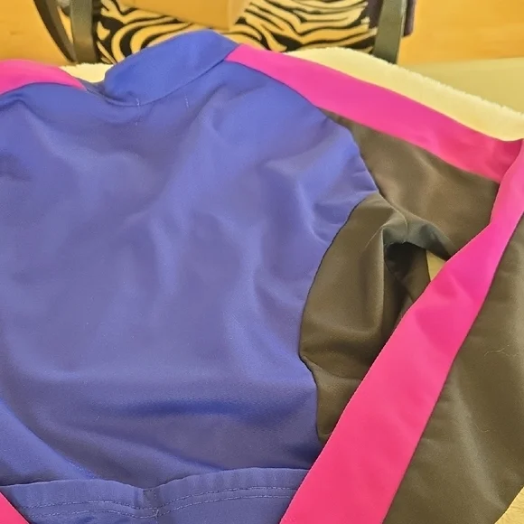 Pearl Izumi Purple Bicycling Jacket with Logo - Picture 13 of 13